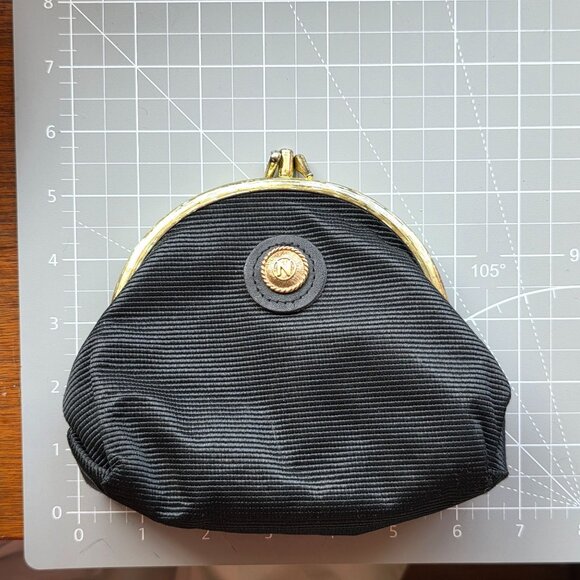 Vtg Nipon Black Micro Mini Clutch Coin Purse Mirror Gold Clam Ribbed 40s Minimal - Picture 9 of 9